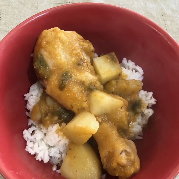 Russian Chicken Stew with Potatoes and Vegetables