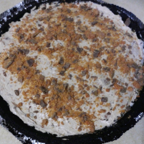 Peanut-Butterfinger Cream Pie