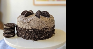 Vegan Vanilla Cake with Cookies-n-Cream Frosting