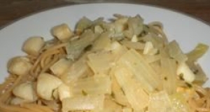 Scampi-Style Scallops Over Linguine