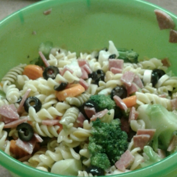 Classic Italian Pasta Salad