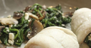 Spinach-Stuffed Flounder with Mushrooms and Feta