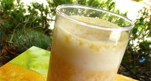 Max's Fresh Fruit Smoothie