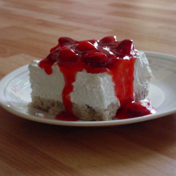 Annie's Strawberry Dessert