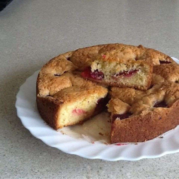Easy Plum Cake