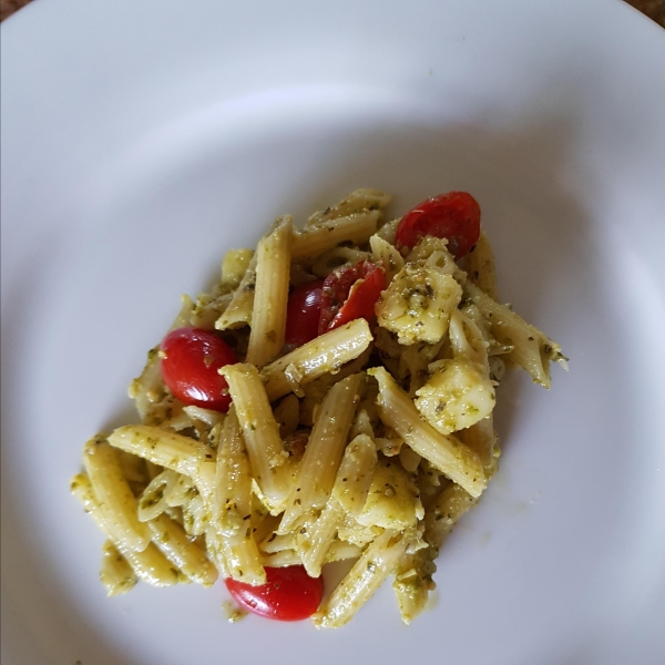 Penne Pesto Pasta Salad