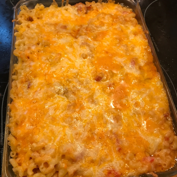 Bacon and Tomato Macaroni and Cheese