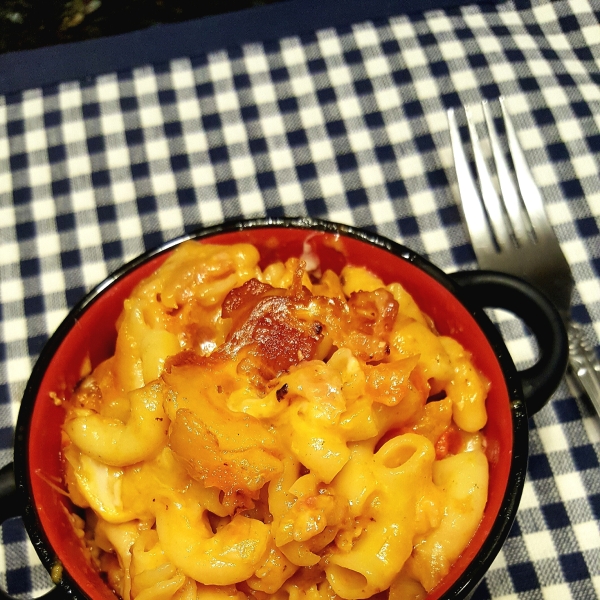 Bacon and Tomato Macaroni and Cheese