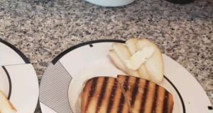Grilled Brie and Pear Sandwich