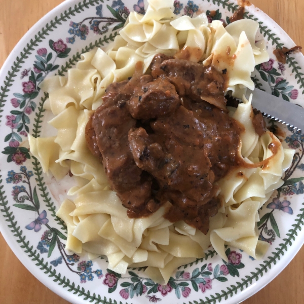 NO YOLKS® Beef Stroganoff