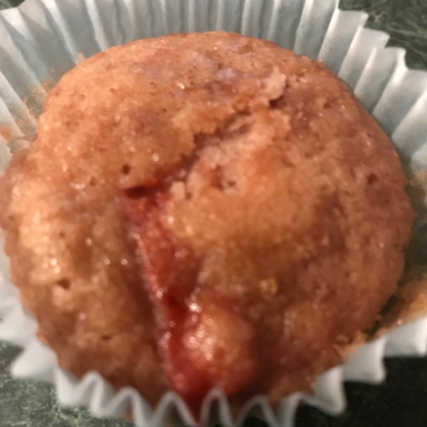 Fresh Strawberry Muffins