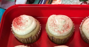Spiced Cupcakes with Cinnamon Cream Cheese Frosting
