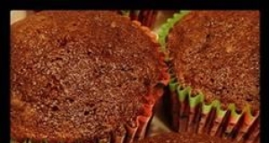 Super Easy Chocolate Cupcakes