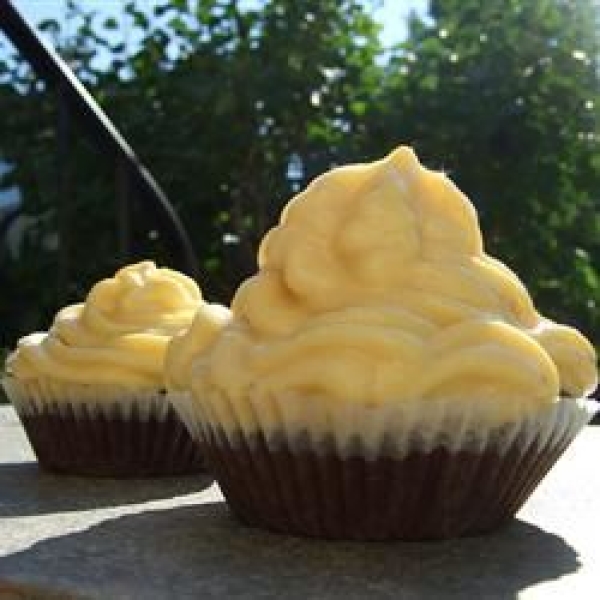Super Easy Chocolate Cupcakes