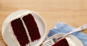 Classic Waldorf Red Cake