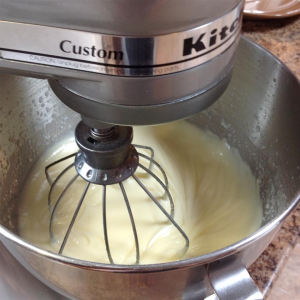 Fluffy Frosting