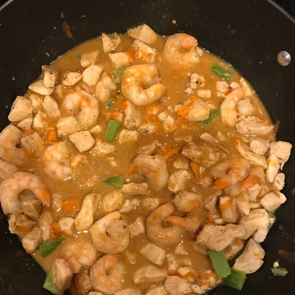 Chicken Noodle Salad with Peanut-Ginger Dressing