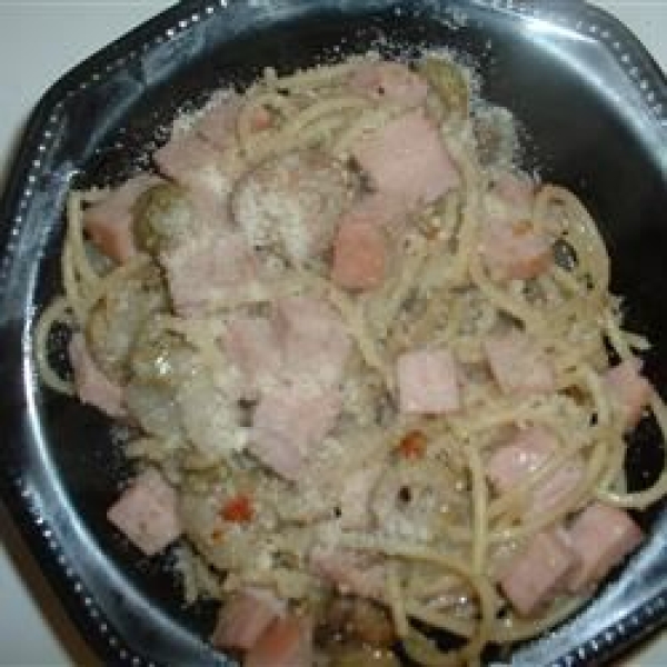 Garlic and Ham Spaghetti