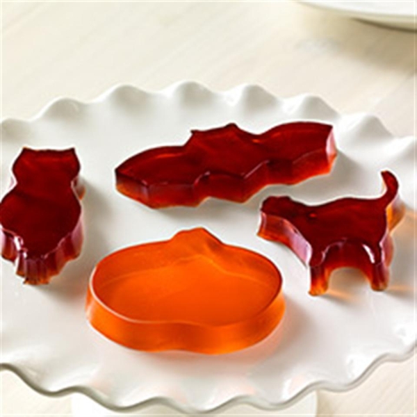 Spooky JELL-O JIGGLERS