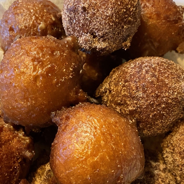 Applesauce Doughnuts