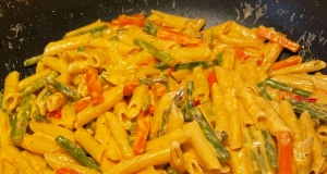 Creamy Penne Pasta Primavera