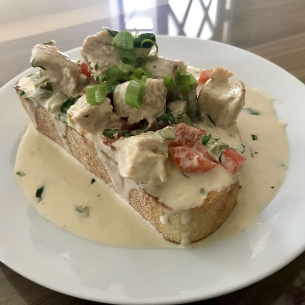 Creamy Chicken Toast