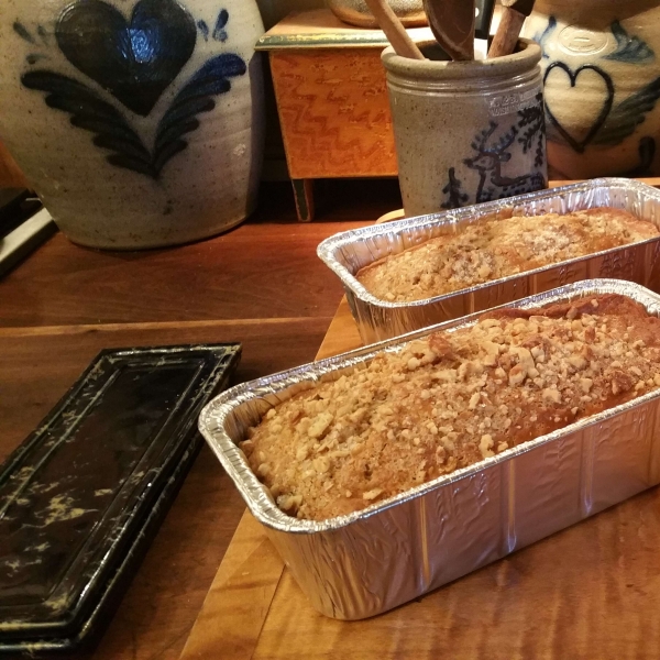 Lauri's Yummy Nut Bread