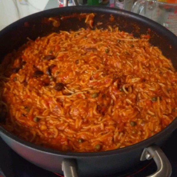 Easy One-Pot Pasta Puttanesca