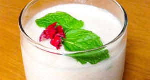 Cucumber-Honeydew Smoothie