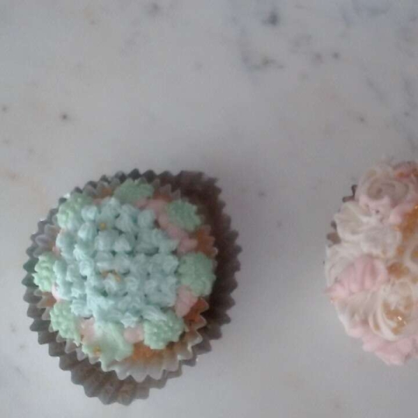 Quick and Almost-Professional Buttercream Icing