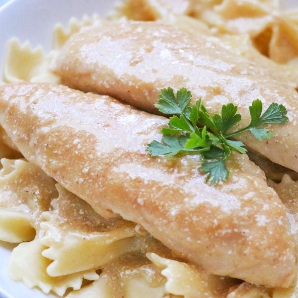 Chicken Tenders with Creamy Lemon-Garlic Sauce