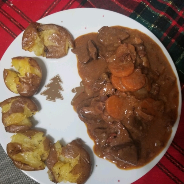 Oven Stew with Burgundy Wine
