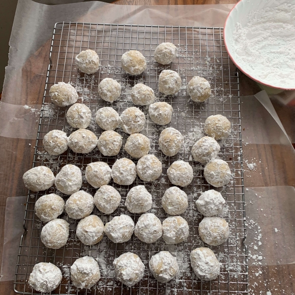 Emma's Russian Tea Cakes