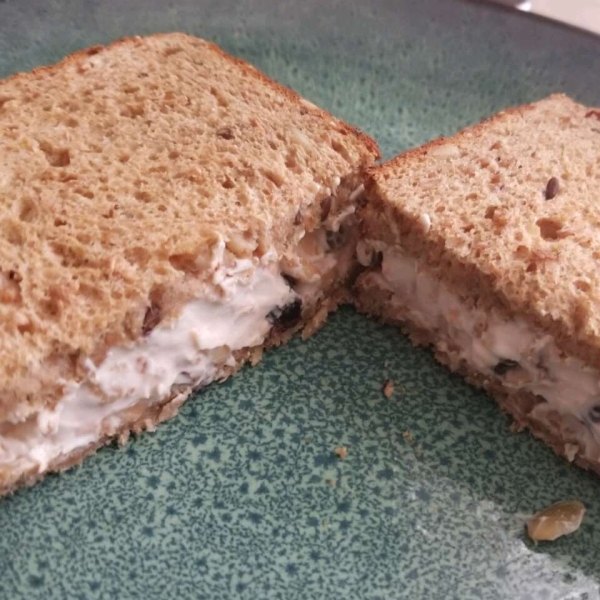 Trail Mix Sandwiches