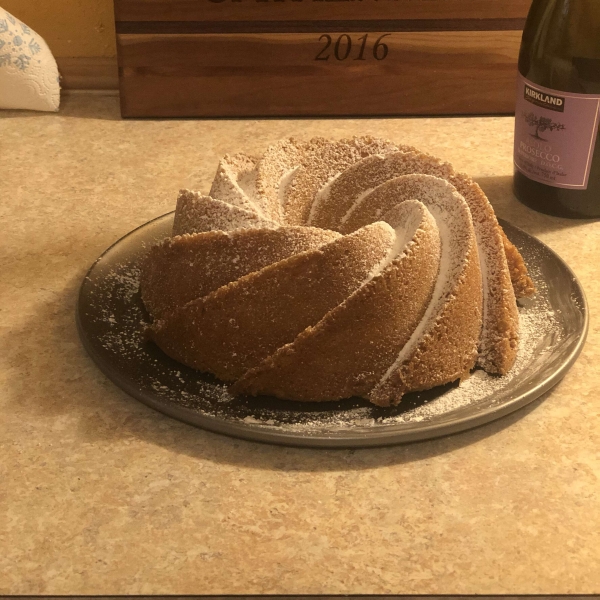 7UP Bundt Cake