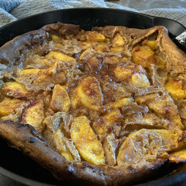 Baked Pancake with Peaches