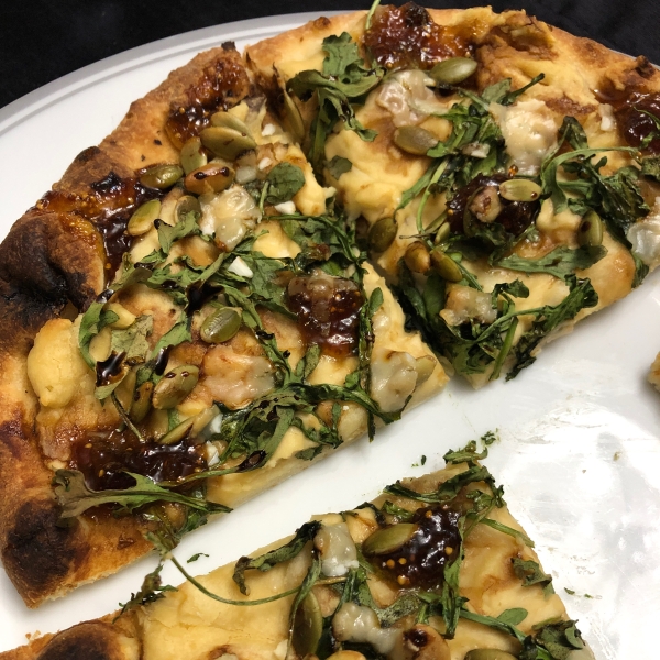 Arugula and Hummus Mini Pizzas