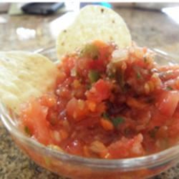 Salsa de Eppinette: A Three-Pepper Inferno