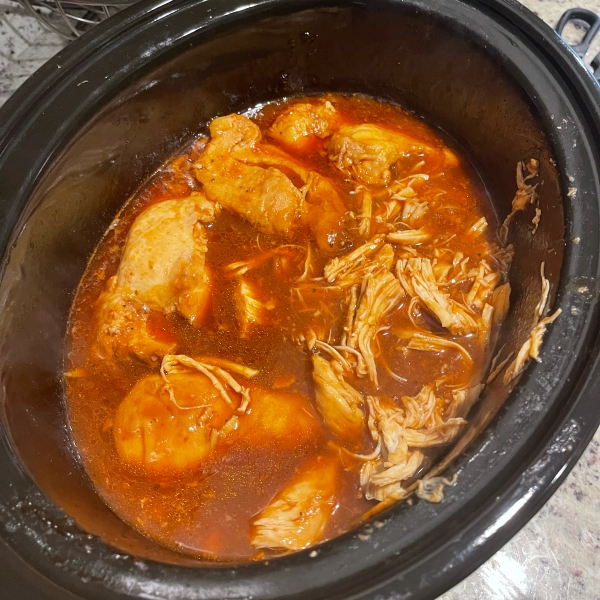 Zesty Slow Cooker Chicken Barbecue
