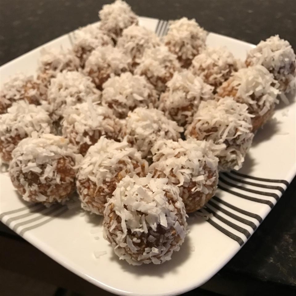 Vegan Date and Cashew Dessert