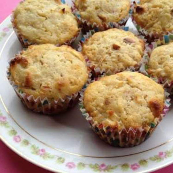 Apple-Marzipan Muffins