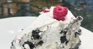 Oreo White Chocolate Mousse Cake
