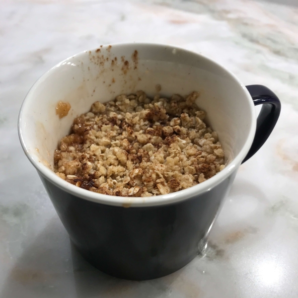 Apple Crisp in a Mug