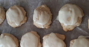 Tasty Eggnog Cookies