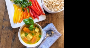 Easy Vegan Coconut Curry with Tofu