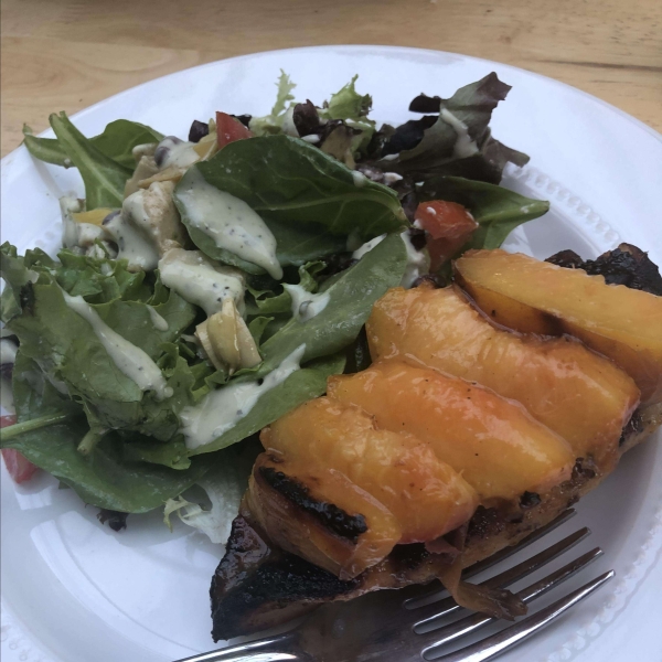 Grilled Chicken with Peach Sauce