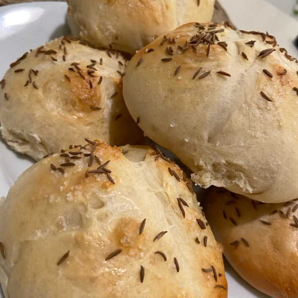 Chef John's Kummelweck Rolls