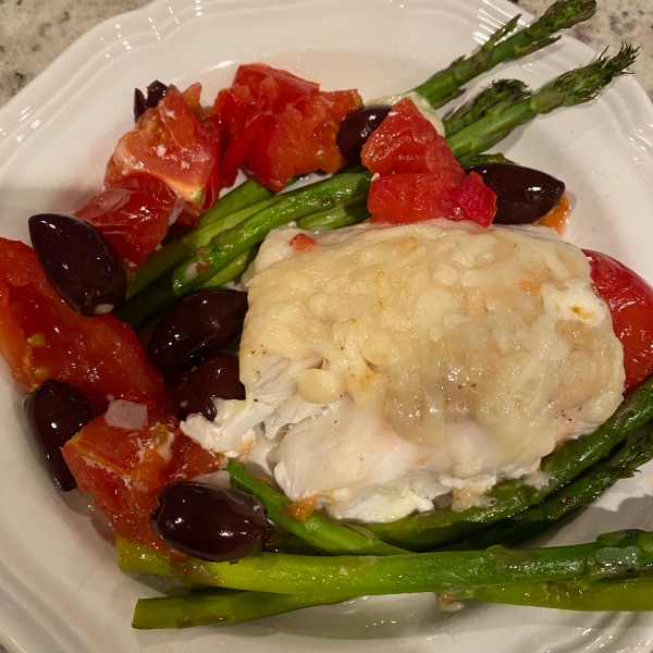 Grilled Cod with Spinach and Tomatoes