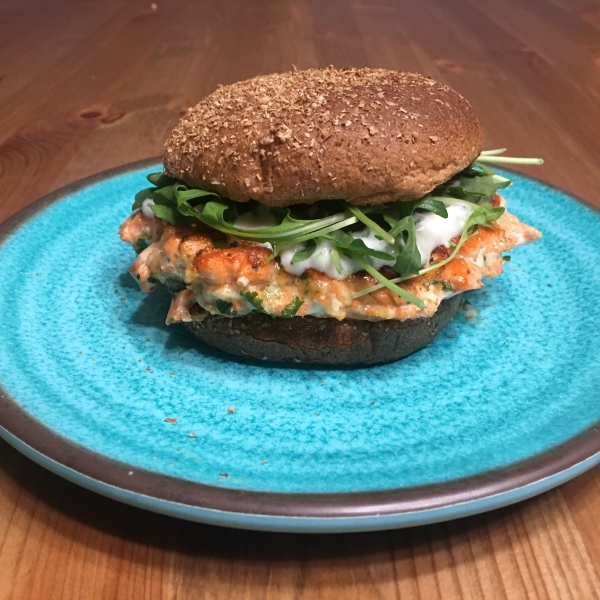 Fresh Salmon Burgers with Lemon-Yogurt Sauce