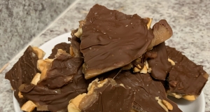 Easy Cashew Sea Salt Toffee